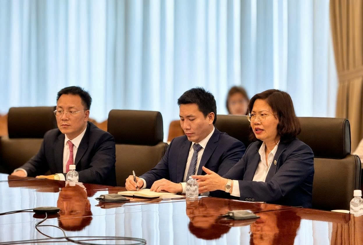 Bộ Tài chính Việt Nam trao đổi kinh nghiệm với Cơ quan Dịch vụ Tài chính Nhật Bản về phát triển thị trường chứng khoán