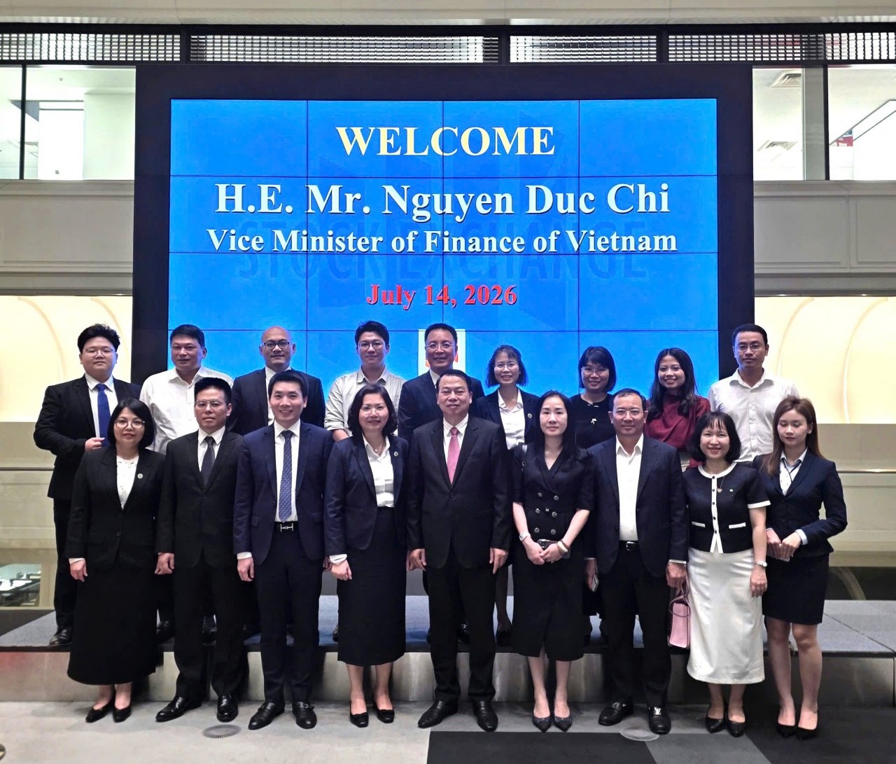 Bộ Tài chính Việt Nam trao đổi kinh nghiệm với Cơ quan Dịch vụ Tài chính Nhật Bản về phát triển thị trường chứng khoán