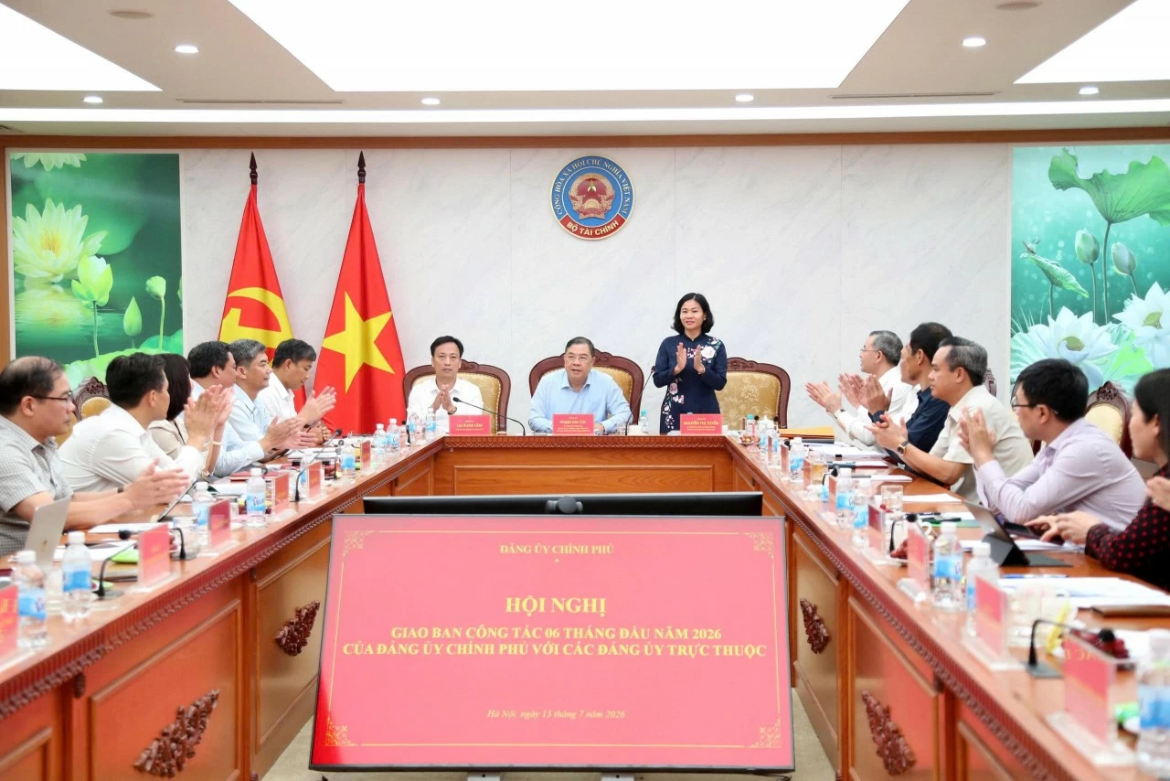 Tăng trưởng cao phải đi đôi với giữ kỷ luật vĩ mô