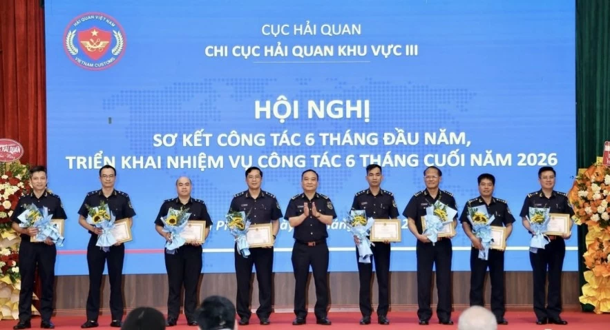 Hải quan khu vực III: Thu ngân sách vượt 53.200 tỷ đồng