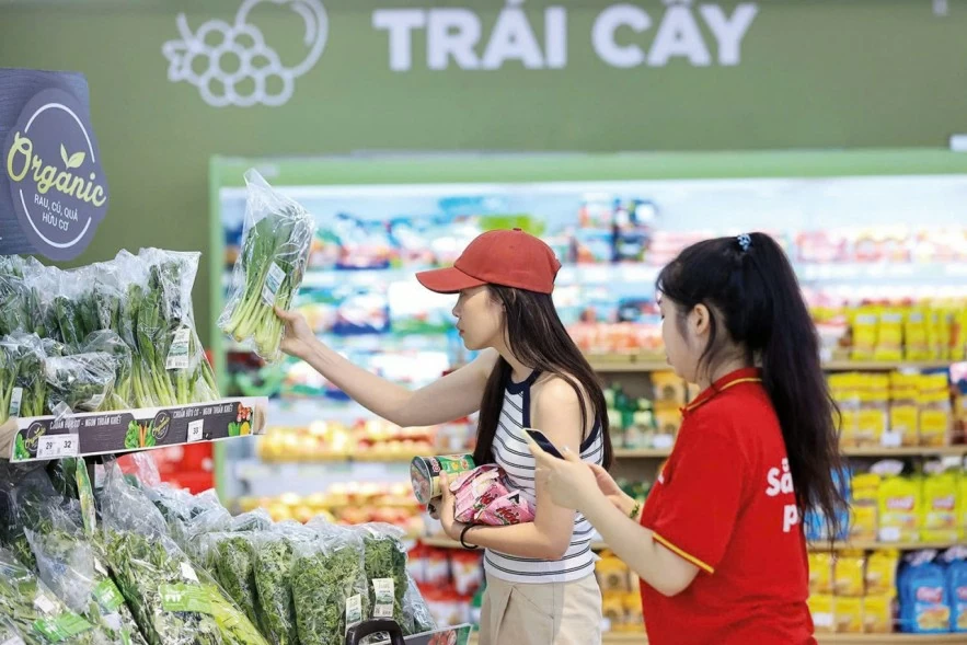 Tiêu dùng nội địa lập kỷ lục mới nhưng sức mua vẫn thận trọng
