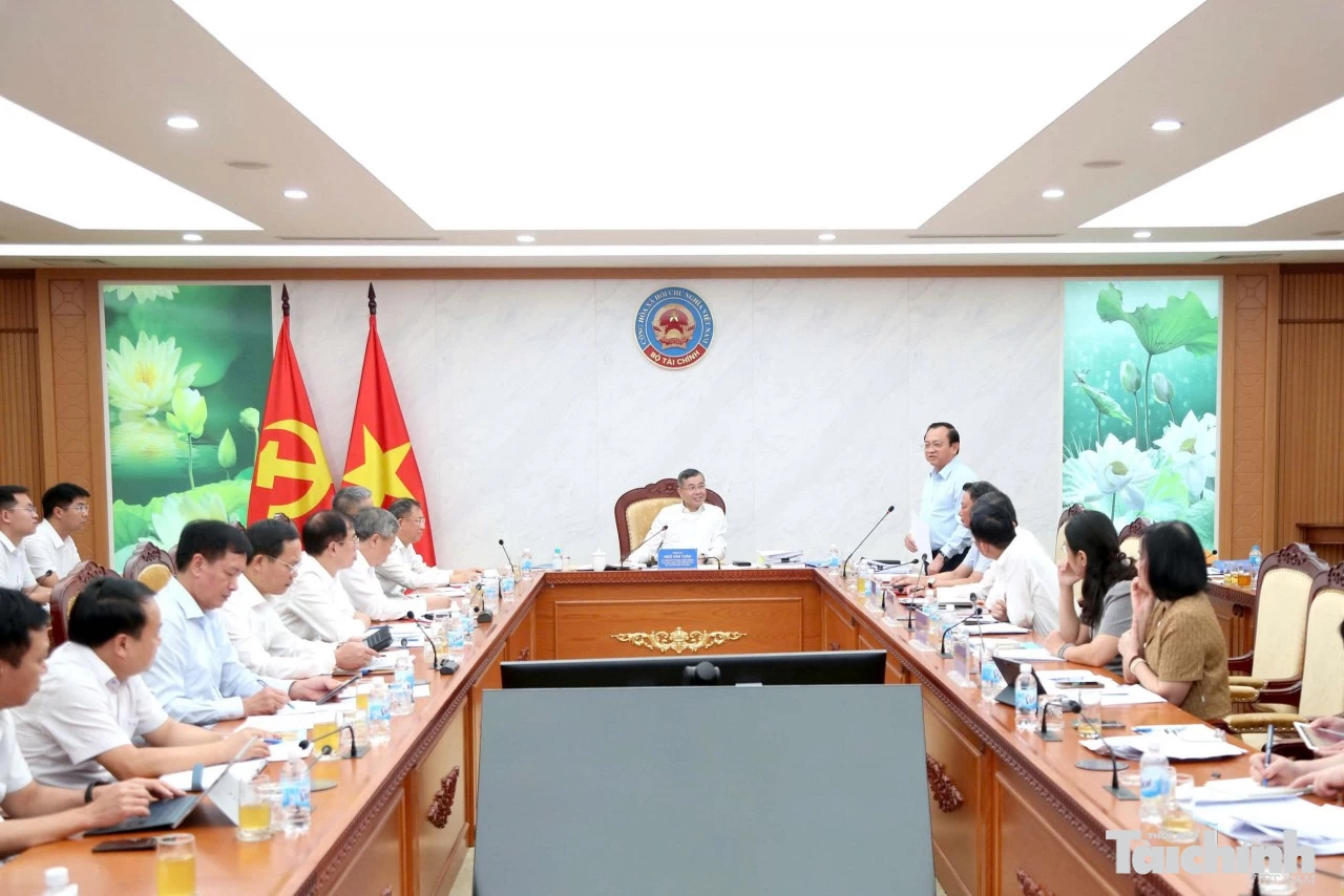 Bộ trưởng Ngô Văn Tuấn giao 7 nhiệm vụ trọng tâm cho Bảo hiểm xã hội Việt Nam
