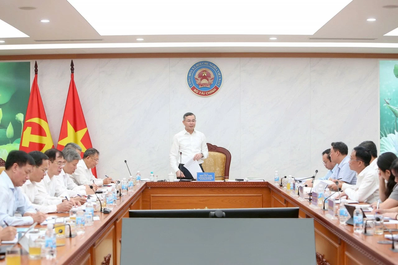 Bộ trưởng Ngô Văn Tuấn giao 7 nhiệm vụ trọng tâm cho Bảo hiểm xã hội Việt Nam