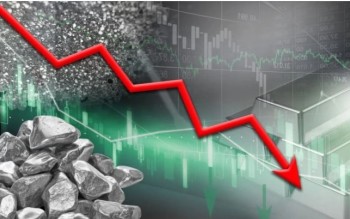Ngày 17/7: Giá bạc tiếp tục đi xuống