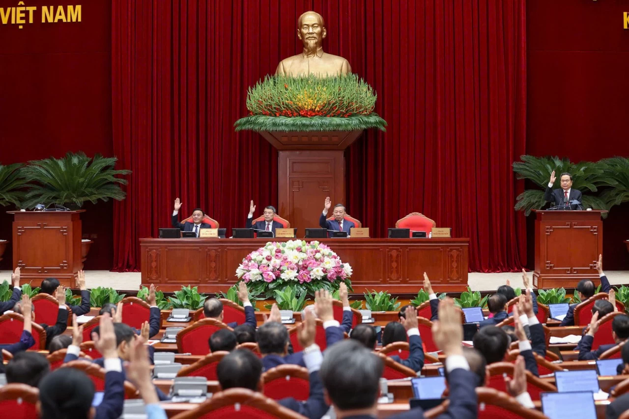 Khai mạc Hội nghị lần thứ ba Ban Chấp hành Trung ương Đảng khóa XIV