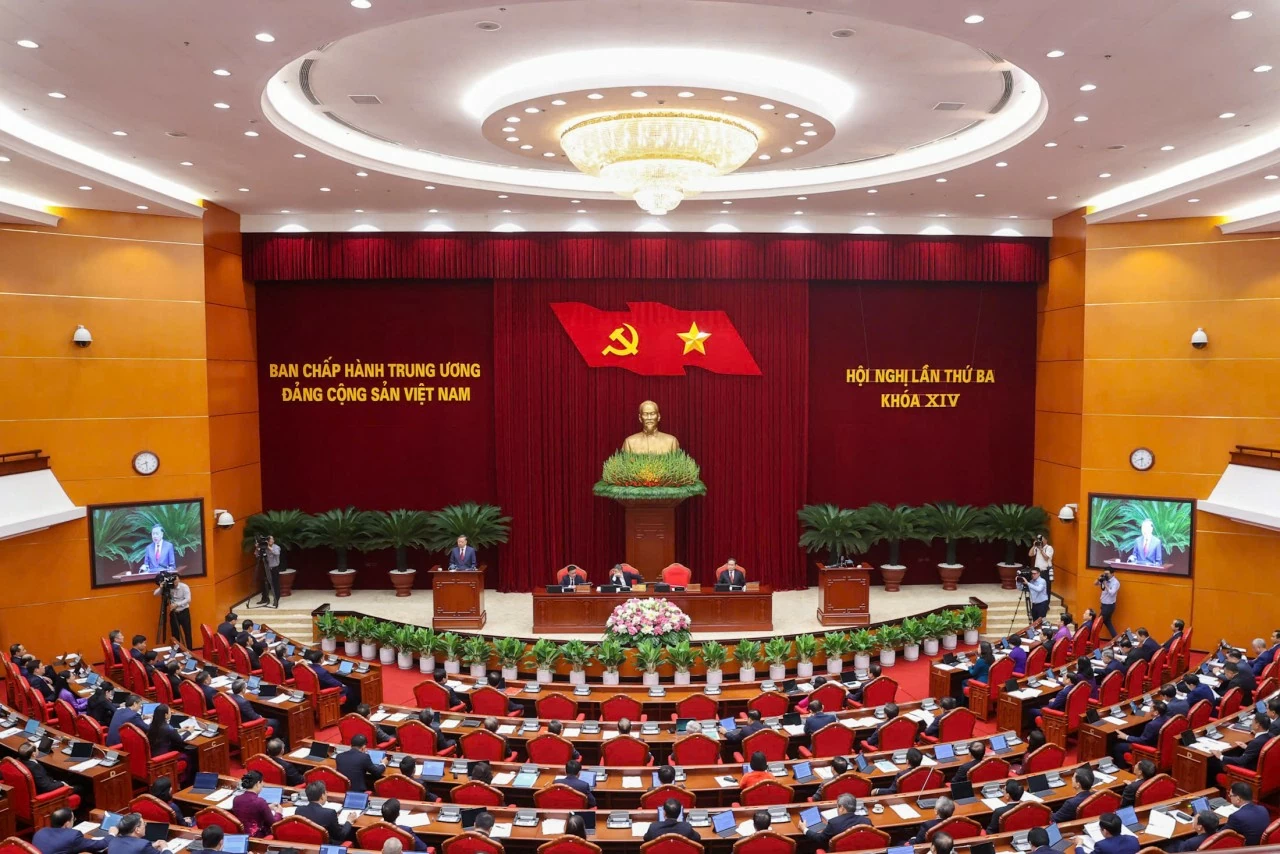Khai mạc Hội nghị lần thứ ba Ban Chấp hành Trung ương Đảng khóa XIV