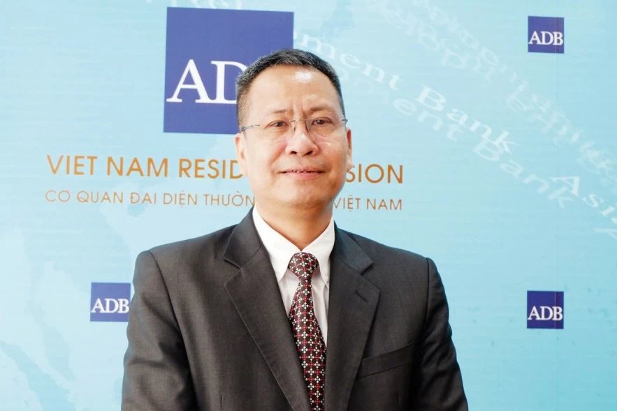 Tăng trưởng cao trên nền tảng duy trì ổn định kinh tế, đẩy mạnh cải cách thể chế