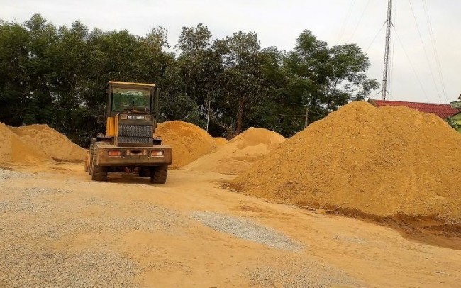 Huế: 11 doanh nghiệp khai thác khoáng sản bị yêu cầu khắc phục sai sót