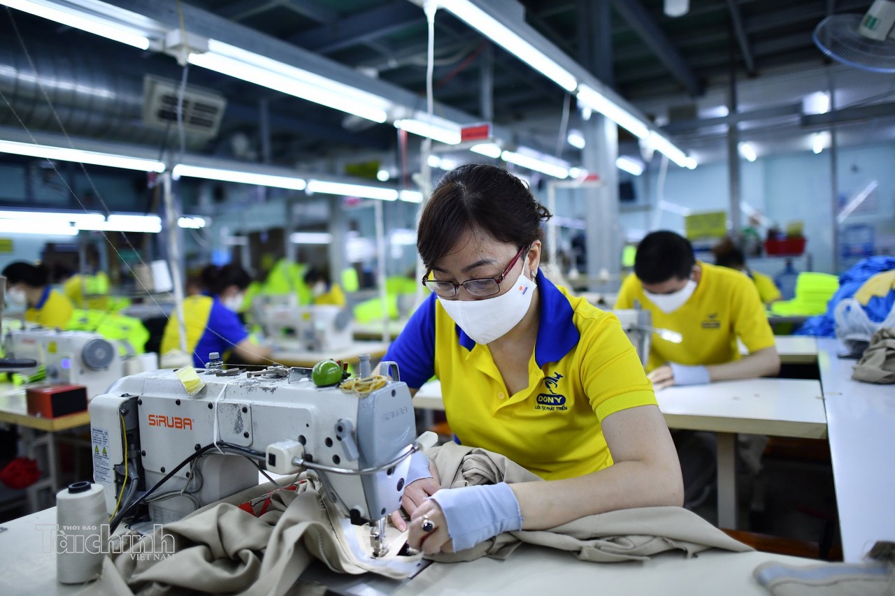 Doanh nghiệp dệt may trước bài toán giữ khách, giữ người, giữ lợi nhuận Doanh nghiệp dệt may trước bài toán giữ khách, giữ người, giữ lợi nhuận