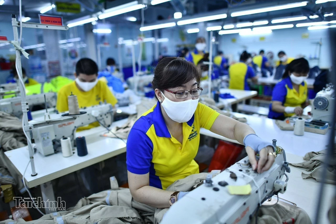 Muốn tăng trưởng cao, nền kinh tế phải “đổi cách chạy”