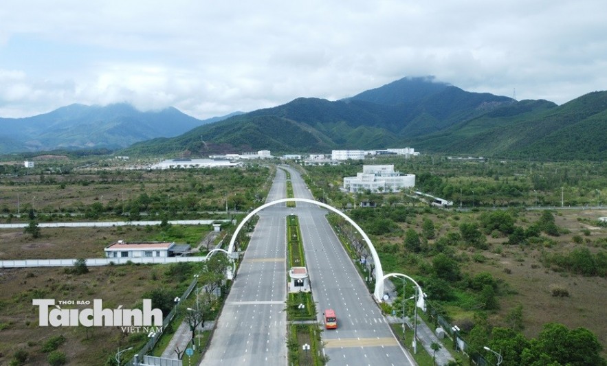 Mở không gian kinh tế tầm thấp: Đà Nẵng nhận vai trò kiến tạo Mở không gian kinh tế tầm thấp: Đà Nẵng nhận vai trò kiến tạo