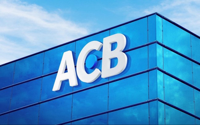 ACB lãi hơn 10.700 tỷ đồng trong nửa đầu năm nhờ NIM cải thiện, tín dụng tăng vượt bình quân ngành