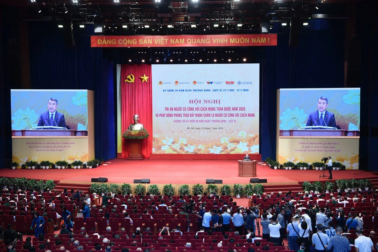 Thủ tướng Lê Minh Hưng dự Hội nghị Tri ân người có công với cách mạng toàn quốc năm 2026 Thủ tướng Lê Minh Hưng dự Hội nghị Tri ân người có công với cách mạng toàn quốc năm 2026