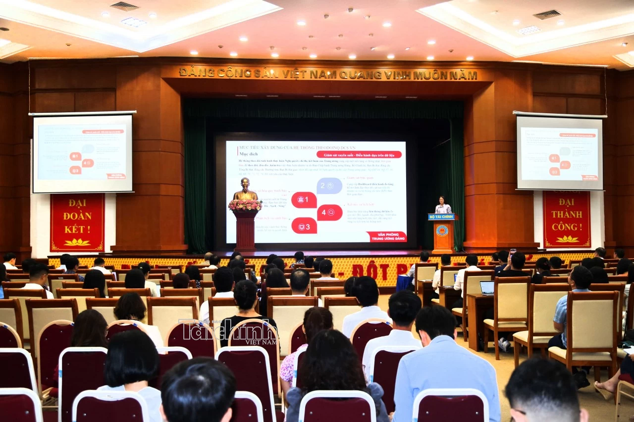 Đảng ủy Bộ Tài chính tập huấn vận hành Hệ thống theo dõi tình hình thực hiện nghị quyết, chỉ thị, kết luận của Trung ương Đảng ủy Bộ Tài chính tập huấn vận hành Hệ thống theo dõi tình hình thực hiện nghị quyết, chỉ thị, kết luận của Trung ương