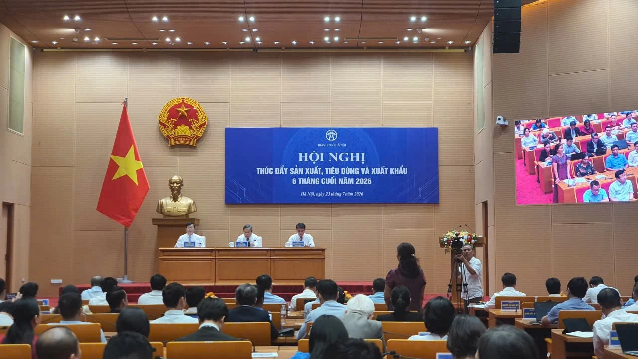 Hà Nội dồn lực kích hoạt ba trụ cột tăng trưởng cuối năm, hướng tới mục tiêu tăng trưởng GRDP trên 11% Hà Nội dồn lực kích hoạt ba trụ cột tăng trưởng cuối năm, hướng tới mục tiêu tăng trưởng GRDP trên 11%