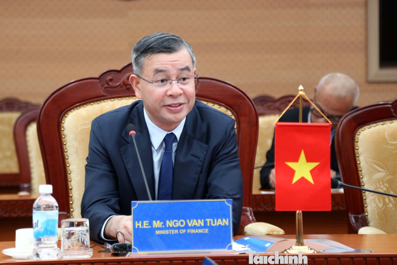 Bộ trưởng Ngô Văn Tuấn tiếp Trưởng Đại diện đương nhiệm và kế nhiệm của IMF: Cam kết hợp tác, kiên định mục tiêu tăng trưởng bền vững