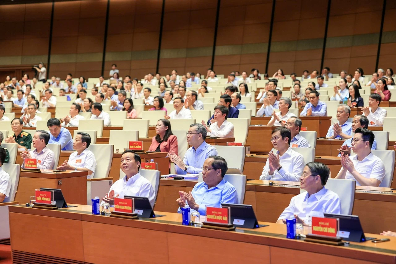 Nghị quyết số 21: Nhà nước điều tiết, kiểm soát và quyết định giá đất Nghị quyết số 21: Nhà nước điều tiết, kiểm soát và quyết định giá đất