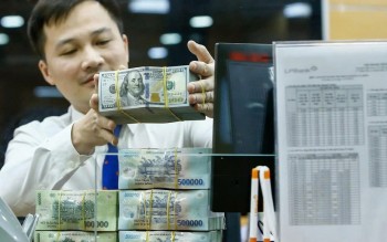 Điều hành chính sách tiền tệ trong thế đa "biến số", đa mục tiêu