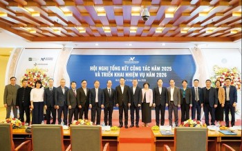 Đề xuất tăng phân cấp trong tổ chức và vận hành Sở Giao dịch Chứng khoán Việt Nam