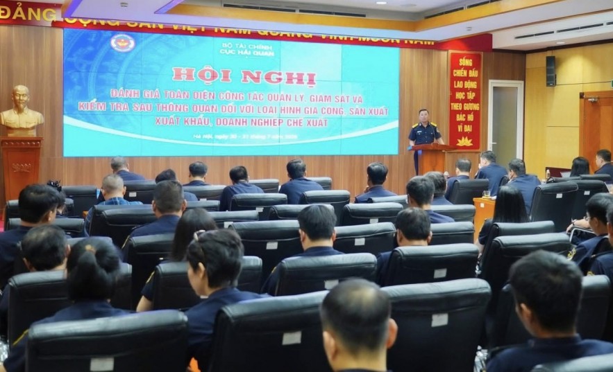 Tìm giải pháp nâng hiệu quả quản lý, kiểm tra sau thông quan đối với doanh nghiệp gia công, chế xuất Hải quan tìm giải pháp nâng cao hiệu quả quản lý doanh nghiệp gia công, chế xuất