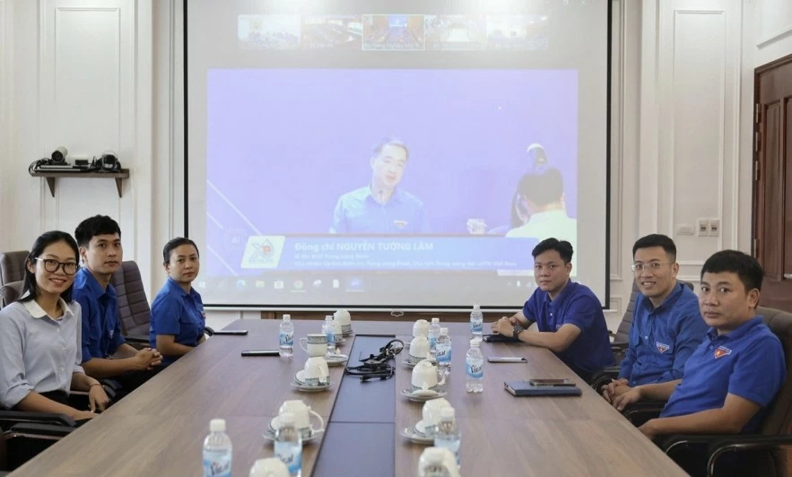 Đoàn Thanh niên Bộ Tài chính triển khai học tập, quán triệt Nghị quyết Đại hội Đoàn toàn quốc lần thứ XIII Đoàn Thanh niên Bộ Tài chính triển khai học tập, quán triệt Nghị quyết Đại hội Đoàn toàn quốc lần thứ XIII