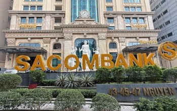 Thu nhập hoạt động lập đỉnh gần 10.000 tỷ đồng, SACOMBANK lùi lợi nhuận để gia cố "lá chắn" rủi ro