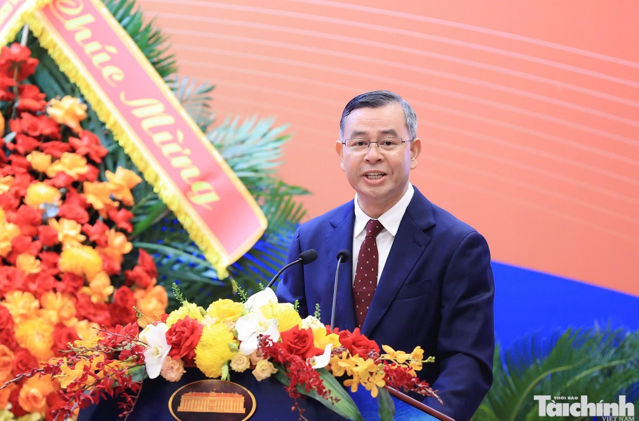 doi ngoai va hoi nhap tai chinh tao dong luc moi cho tang truong nhanh ben vung