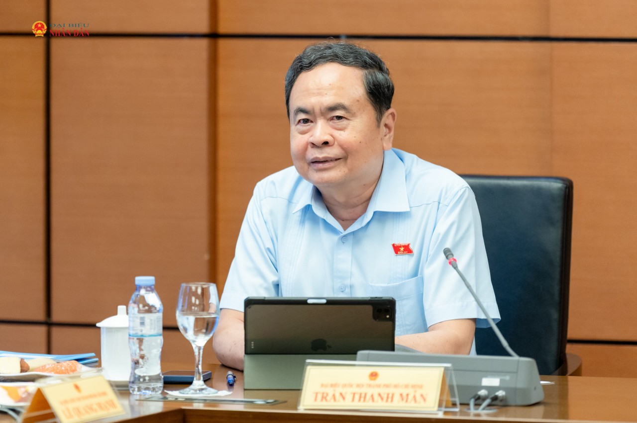 Không tạo khoảng trống pháp lý khi giảm số ngành, nghề kinh doanh có điều kiện