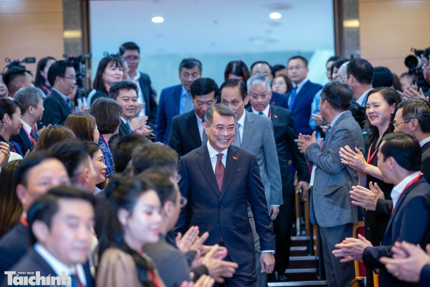 Thủ tướng Chính phủ Lê Minh Hưng dự và phát biểu chỉ đạo tại phiên toàn thể Hội nghị Ngoại giao lần thứ 33