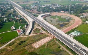 Giải ngân các dự án giao thông trọng điểm đạt hơn 77.000 tỷ đồng