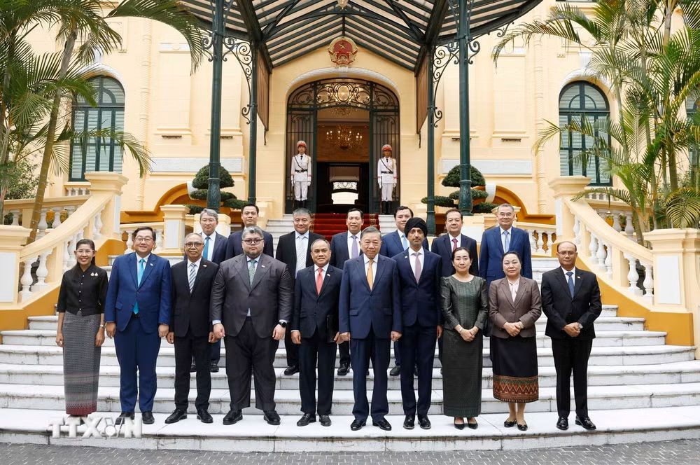 Việt Nam coi trọng quan hệ với ASEAN và các nước ASEAN