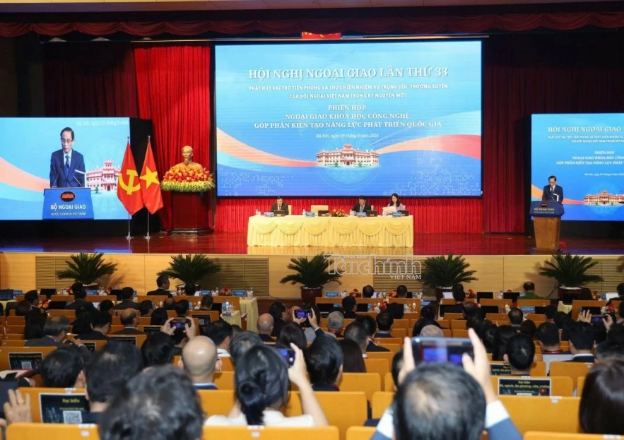 Ngoại giao khoa học công nghệ cần chuyển từ đi xin tài trợ sang thúc đẩy hợp tác cùng có lợi Ngoại giao khoa học công nghệ cần chuyển từ kết nối sang kiến tạo phát triển - đồng hành