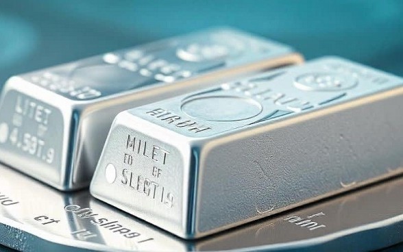 Ngày 6/8: Giá bạc tiếp đà tăng