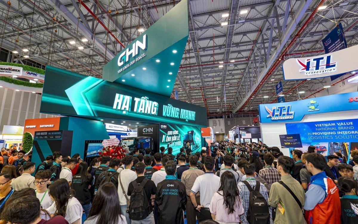 Giao Hàng Nặng chuyển đổi thành đối tác logistics bán lẻ chuyên biệt