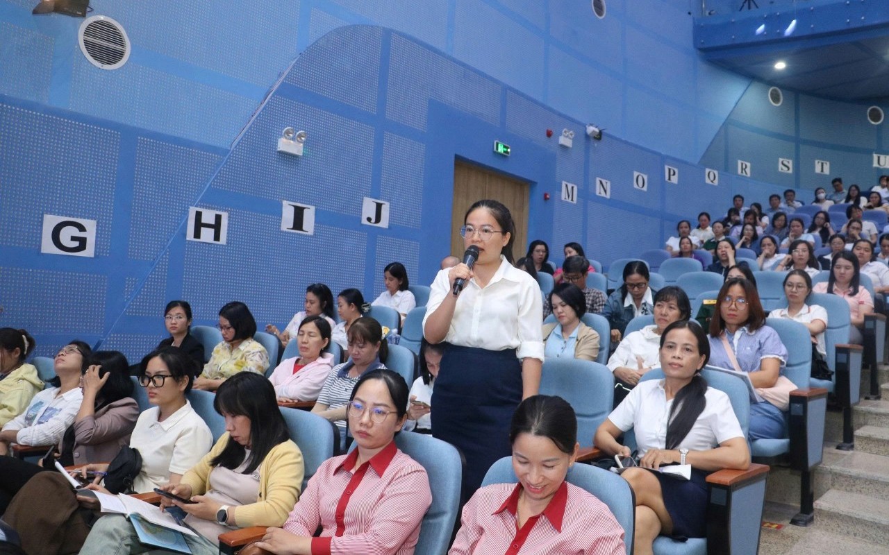 Thuế tỉnh Khánh Hòa đối thoại cởi mở, giúp doanh nghiệp nắm bắt dòng chảy chính sách