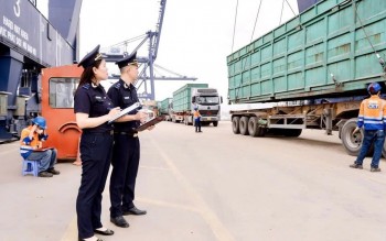 Tăng tốc cải cách, hải quan tạo đà cho xuất nhập khẩu bứt phá