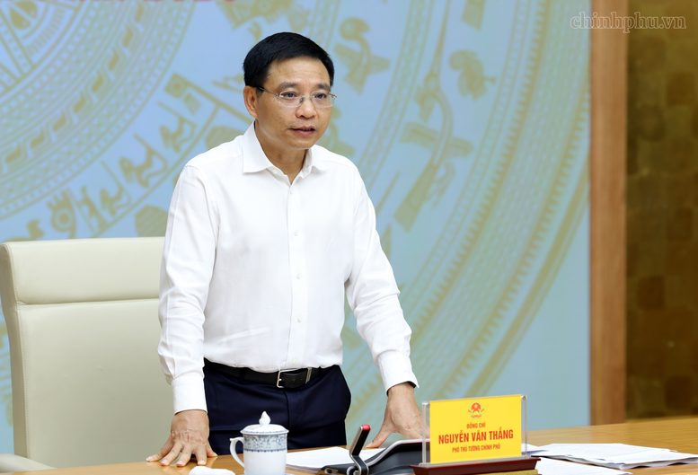 Tháo gỡ điểm nghẽn, khơi thông nguồn lực cho đầu tư, sản xuất, góp phần thực hiện mục tiêu tăng trưởng hai con số Tháo gỡ điểm nghẽn, khơi thông nguồn lực cho đầu tư, sản xuất, góp phần thực hiện mục tiêu tăng trưởng hai con số