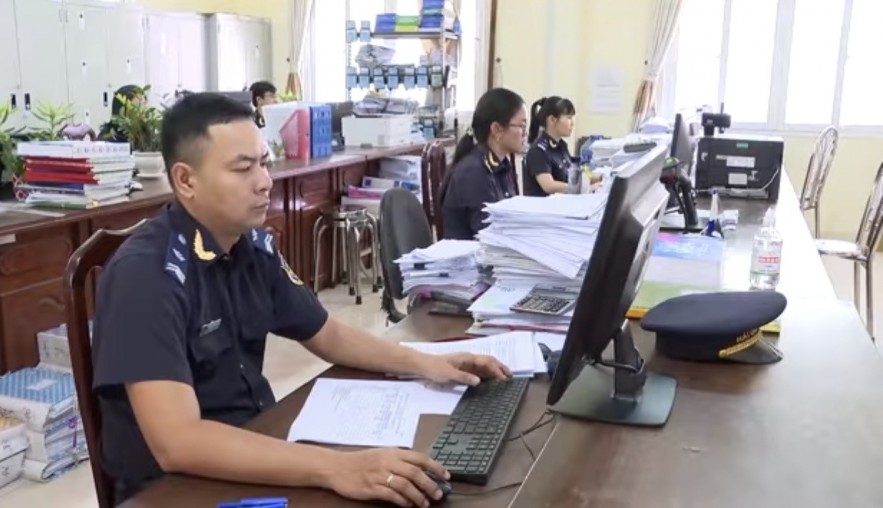Doanh nghiệp xuất nhập khẩu phải khai mã nhận diện hàng hóa lưỡng dụng Doanh nghiệp xuất nhập khẩu phải khai mã nhận diện hàng hóa lưỡng dụng