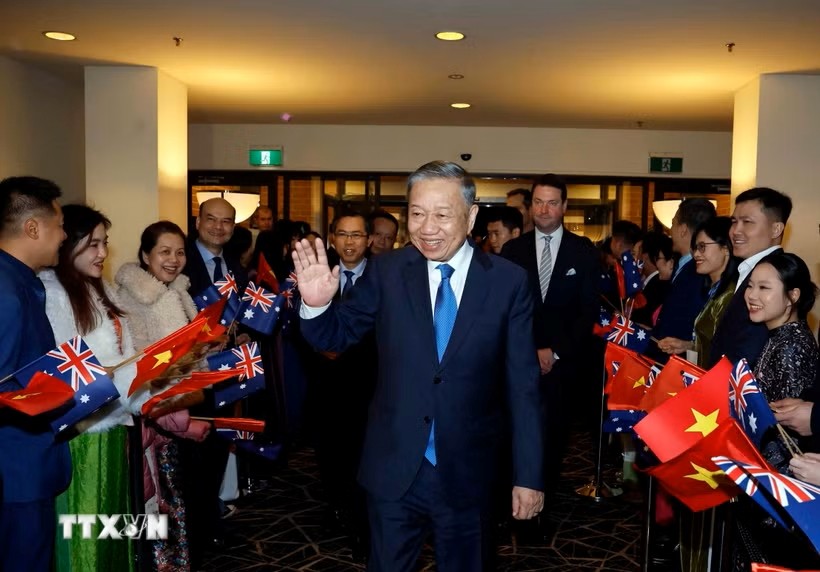 Tổng Bí thư, Chủ tịch nước Tô Lâm đến thủ đô Canberra, tiếp tục chuyến thăm cấp Nhà nước Australia Tổng Bí thư, Chủ tịch nước Tô Lâm đến thủ đô Canberra, tiếp tục chuyến thăm cấp Nhà nước Australia