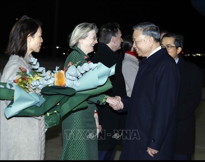 Tổng Bí thư, Chủ tịch nước Tô Lâm đến Thủ đô Canberra, tiếp tục chuyến thăm cấp Nhà nước Australia Tổng Bí thư, Chủ tịch nước Tô Lâm đến Thủ đô Canberra, tiếp tục chuyến thăm cấp Nhà nước Australia