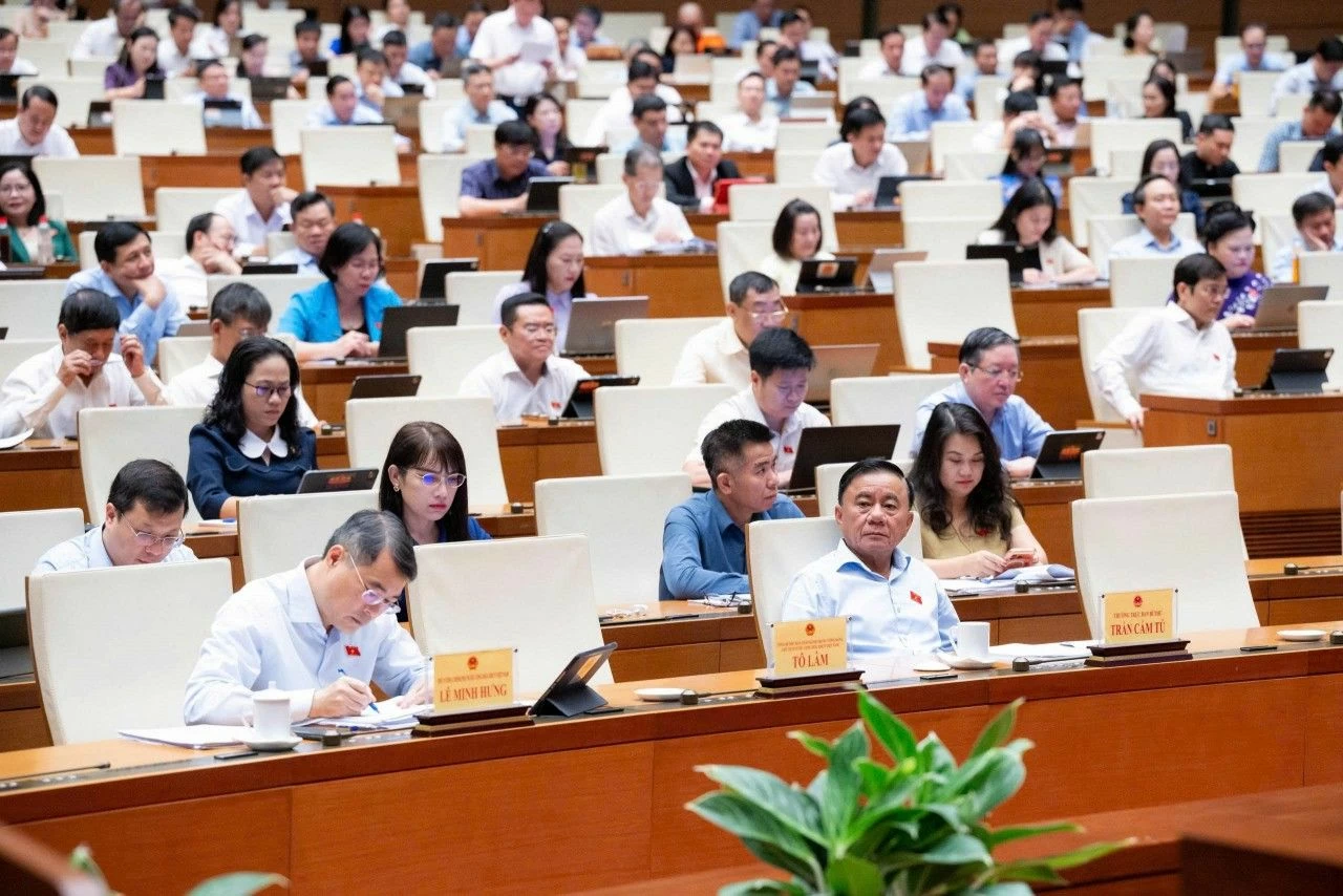 Trao quyền mạnh hơn để tạo động lực phát triển Trao quyền mạnh hơn để tạo động lực phát triển