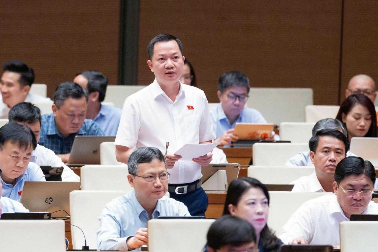 Trao quyền mạnh hơn để tạo động lực phát triển Trao quyền mạnh hơn để tạo động lực phát triển