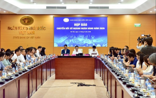 Ngân hàng không chỉ số hóa, mà phải thông minh trong kỷ nguyên dữ liệu và AI