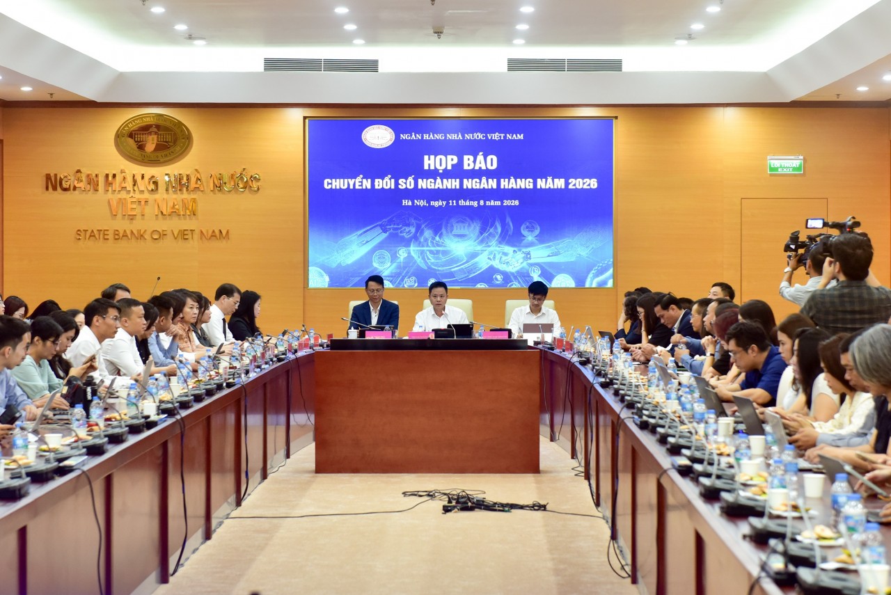 Ngân hàng không chỉ số hóa, mà phải thông minh trong kỷ nguyên dữ liệu và AI Ngân hàng không chỉ số hóa, mà phải thông minh trong kỷ nguyên dữ liệu và AI