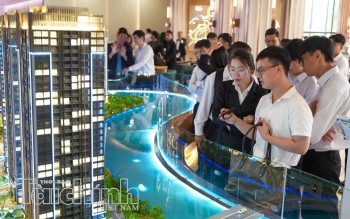 Lãi suất cao, bất động sản bước vào cuộc sàng lọc mới