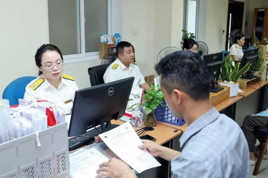 Giảm gánh nặng thực hiện nghĩa vụ thuế cho người kinh doanh Giảm gánh nặng thực hiện nghĩa vụ thuế cho người kinh doanh
