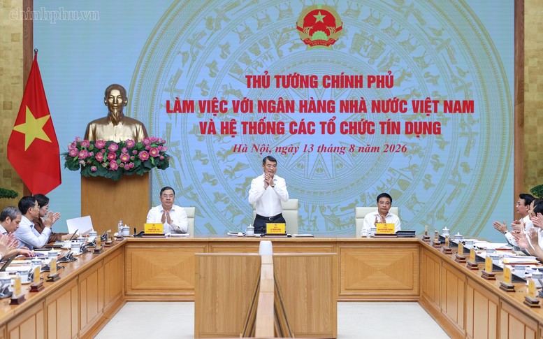 Thường xuyên đánh giá "điểm cân bằng" giữa lạm phát và tăng trưởng trong điều hành chính sách tiền tệ