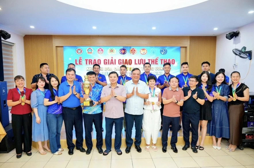 Quảng Ninh: Hải quan khu vực VIII giành 2 giải Nhất tại Hội thao Khối thi đua cơ quan Trung ương Hải quan khu vực VIII giành 2 giải Nhất tại Hội thao Khối thi đua Quảng Ninh