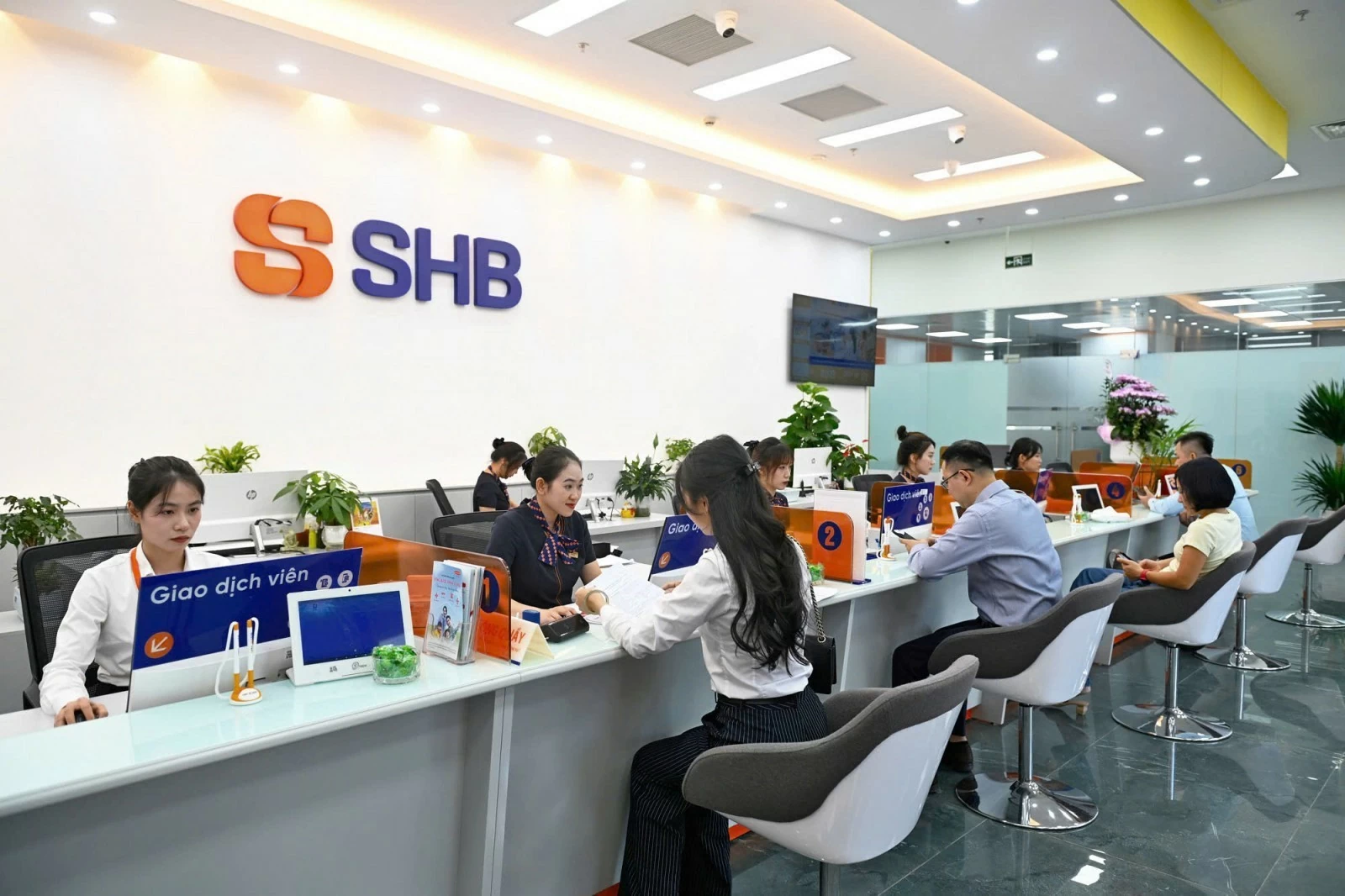 SHB giảm lãi suất cho vay, góp phần thúc đẩy các động lực tăng trưởng của nền kinh tế SHB giảm lãi suất cho vay, góp phần thúc đẩy các động lực tăng trưởng của nền kinh tế