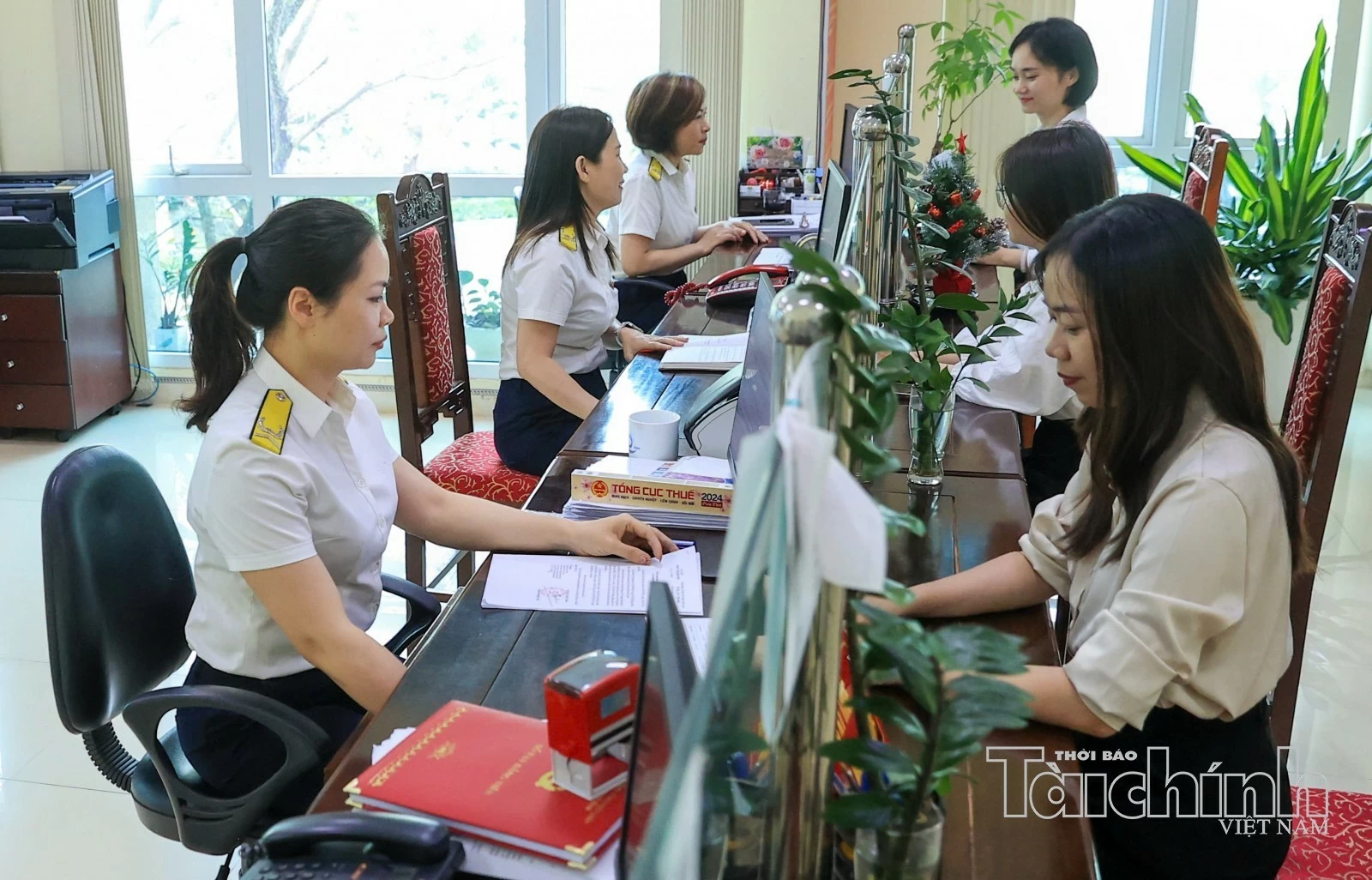 Xử lý nghiêm hành vi gây nhũng nhiễu trong xử lý làm sạch mã số thuế Xử lý nghiêm công chức gây nhũng nhiễu với người nộp thuế